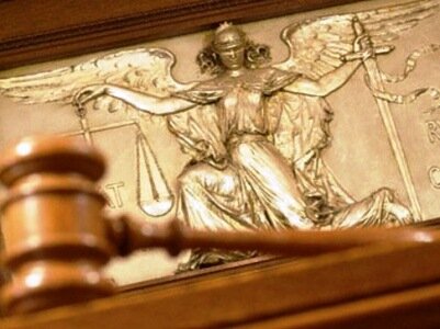 Президент РФ Владимир Путин подписал закон о разграничении дел между судами