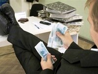 Совет Федерации одобрил закон о повышении зарплат сотрудникам Следственного комитета