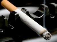 В поездах дальнего следования могут появиться курительные комнаты